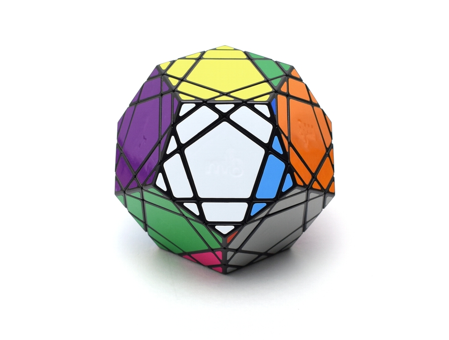 Pentultimate_tribox_covered_move900
